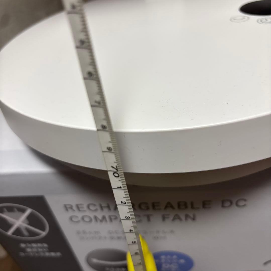 一度使用　充電式DCコンパクトファン 25cm ホワイト最近購入ニトリ　扇風機