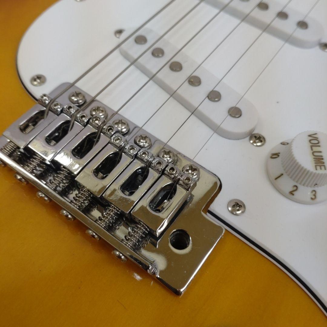 Playtech ストラトキャスター サンバースト 美品！