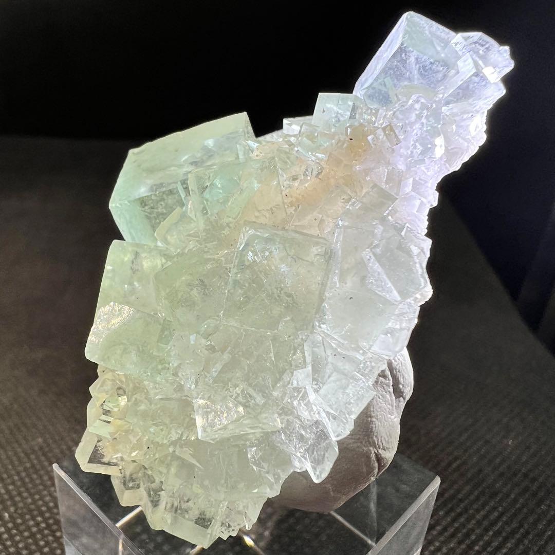 シャンファーリン産 マスカットグリーンフローライト｜中国湖南省 香花