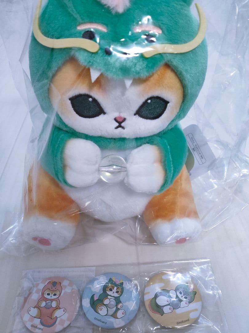 モフサンド mofusand ハッピーバッグ 辰ぬいぐるみ＆缶バッジ