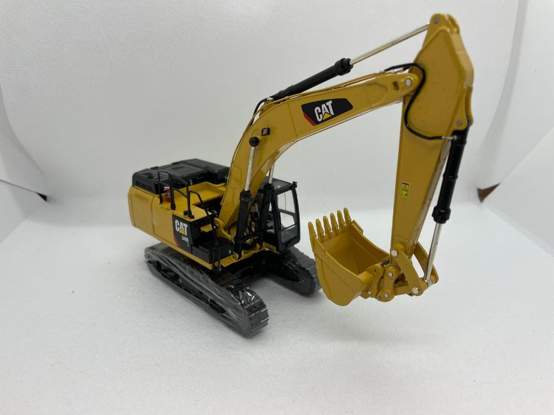 ミニカー 31R-001 CCM 1/48 CAT 349E L EXCAVATOR