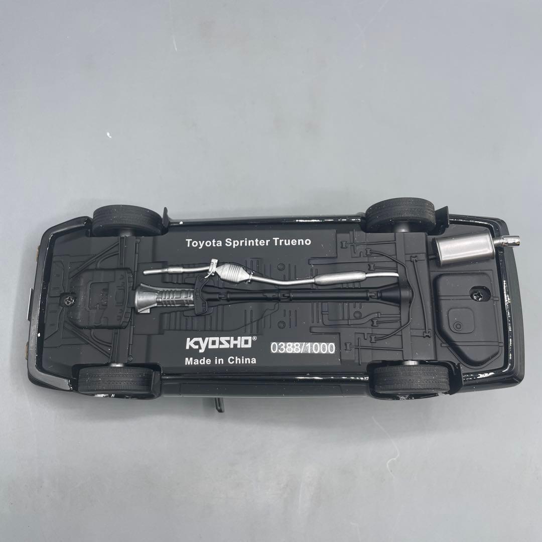 1/18 トヨタ スプリンター トレノ AE86 藤原拓海 フィギュア付き