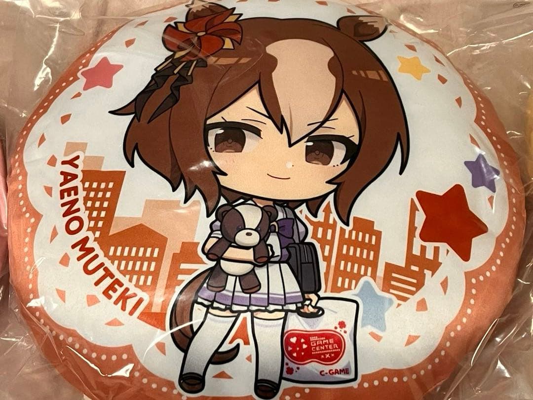 ウマ娘　ラウンドクッション　オグリ他　５種セット　TOPPA!!! BASE