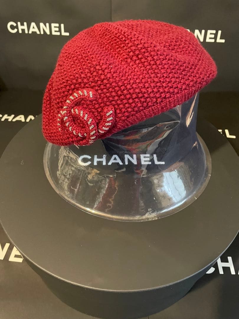 CHANEL バーガンディ ベレー帽 CCロゴ刺繍 - メルカリ