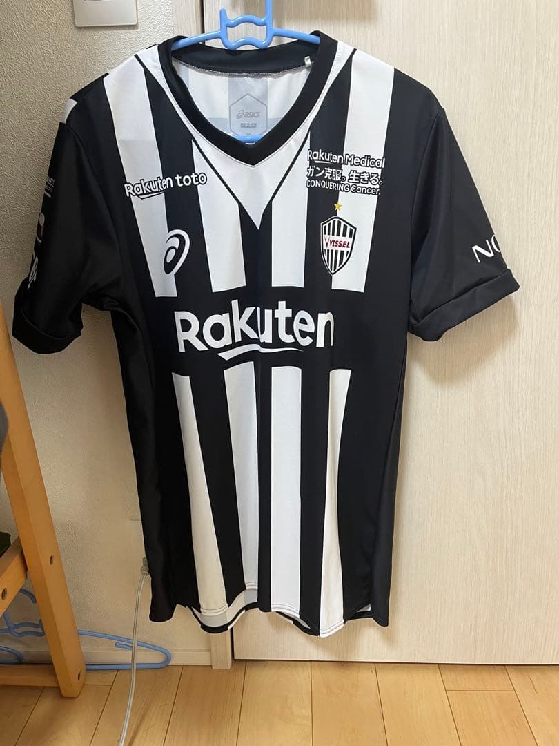 ヴィッセル神戸イニエスタ25周年ユニフォーム