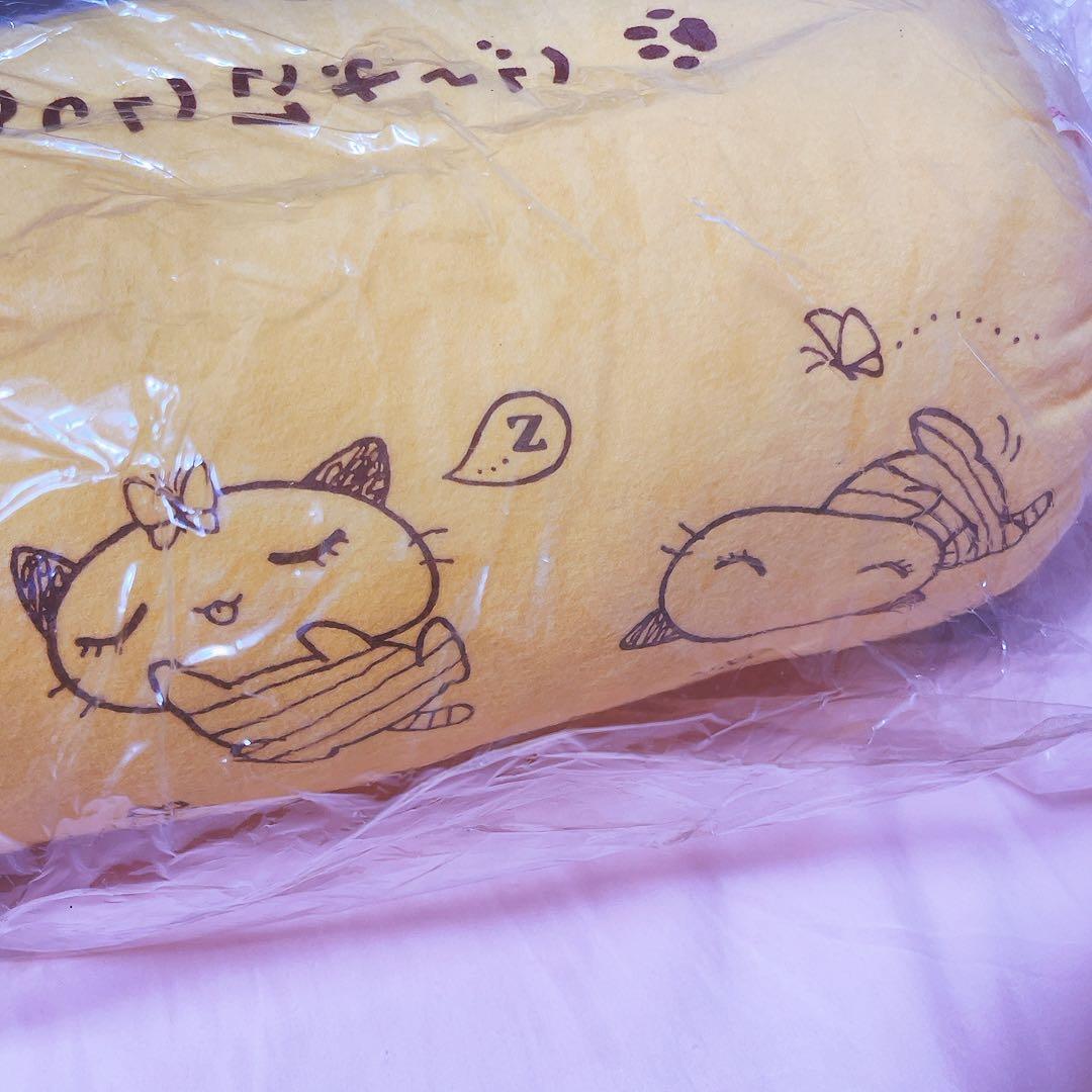 希少レア　ねむっこにゃーご　サンリオ　イラスト　クッション　ねこ　平成レトロ