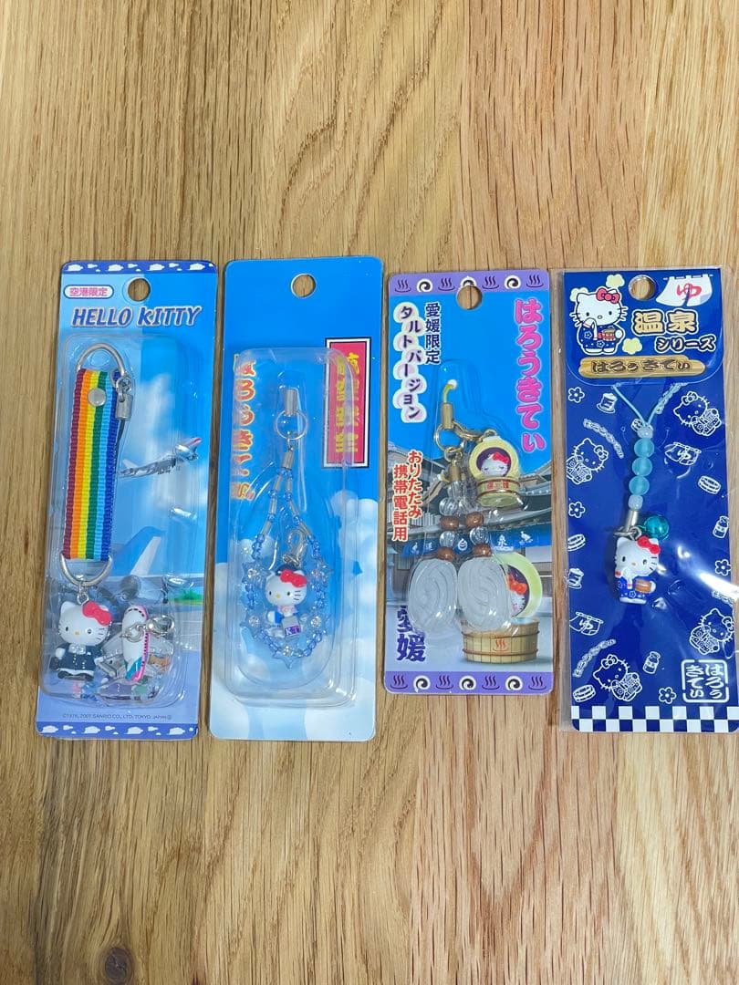 ご当地キティ 根付け ストラップ　まとめ売り14点