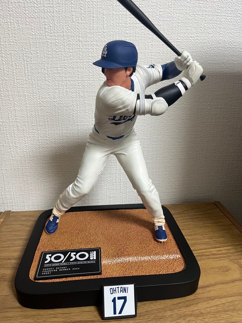 公式 712体限定生産 50/50 記念 大谷翔平 フィギュア