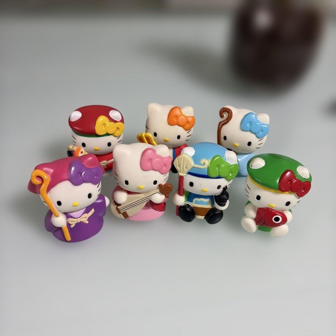ハローキティ フィギュア 7体セット【激レア】 - メルカリ