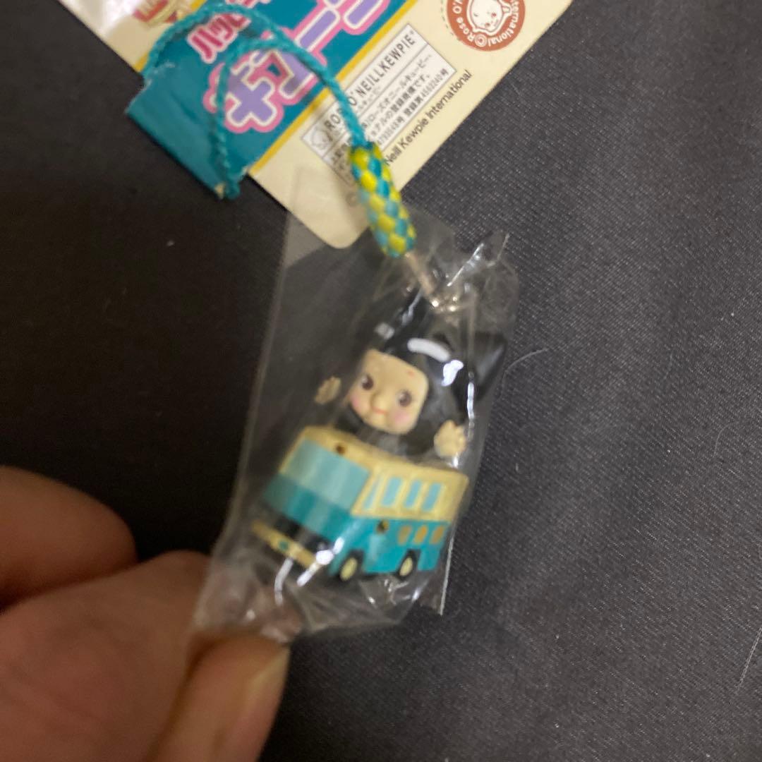 更に 値下げ中 超超超レアキューピーバス型ストラップ キュージョン！