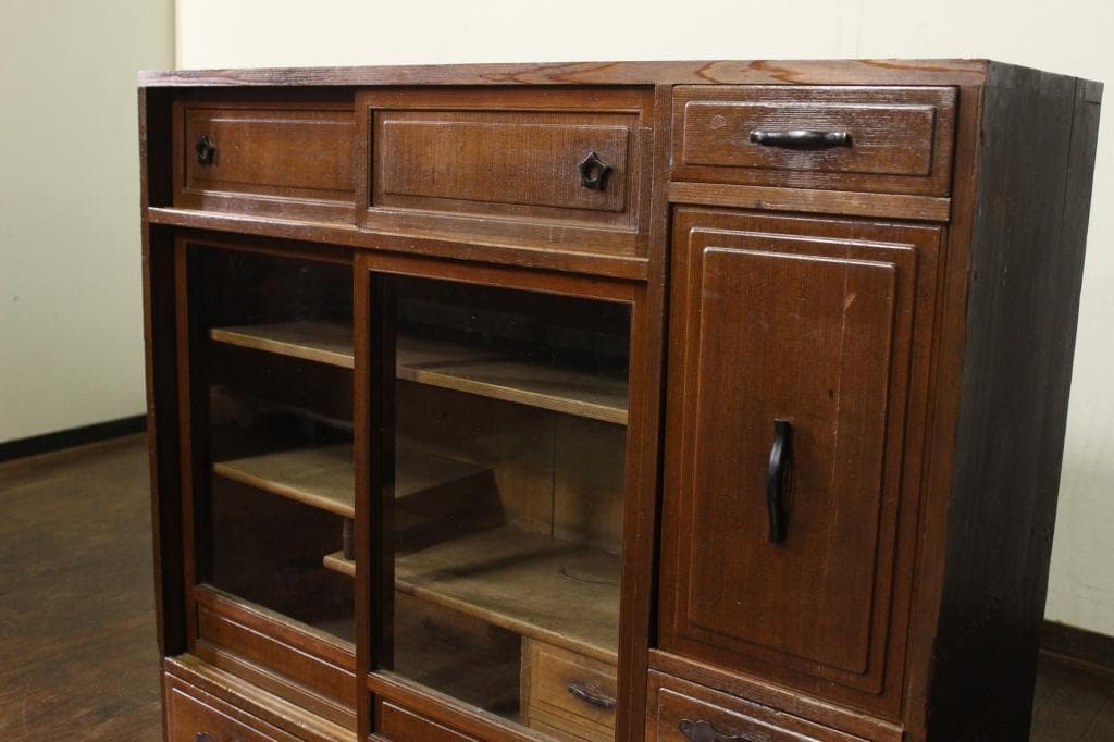 古い木製茶箪笥 収納棚/和家具/飾棚/食器棚時代箪笥/茶道具/ガラス戸棚/