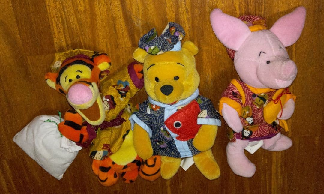 七福神くまのプーさん、ピグレット、ティガーぬいぐるみ3体廃盤品