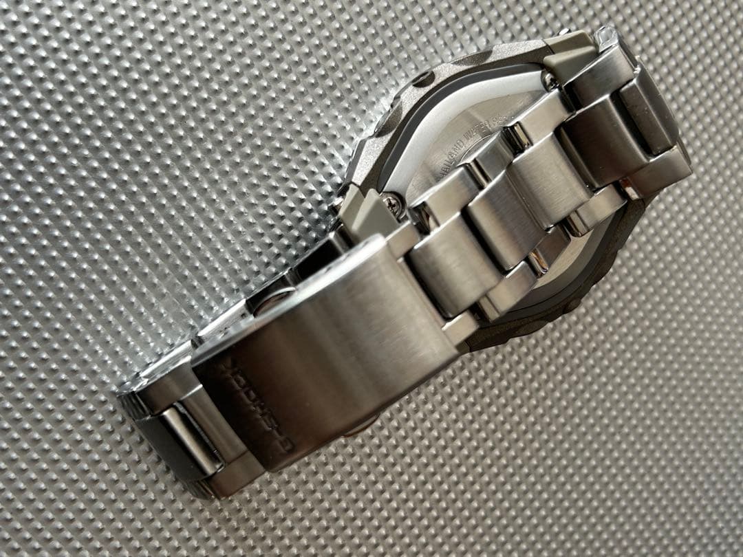 極美品　CASIO G-SHOCK G-011D-1A