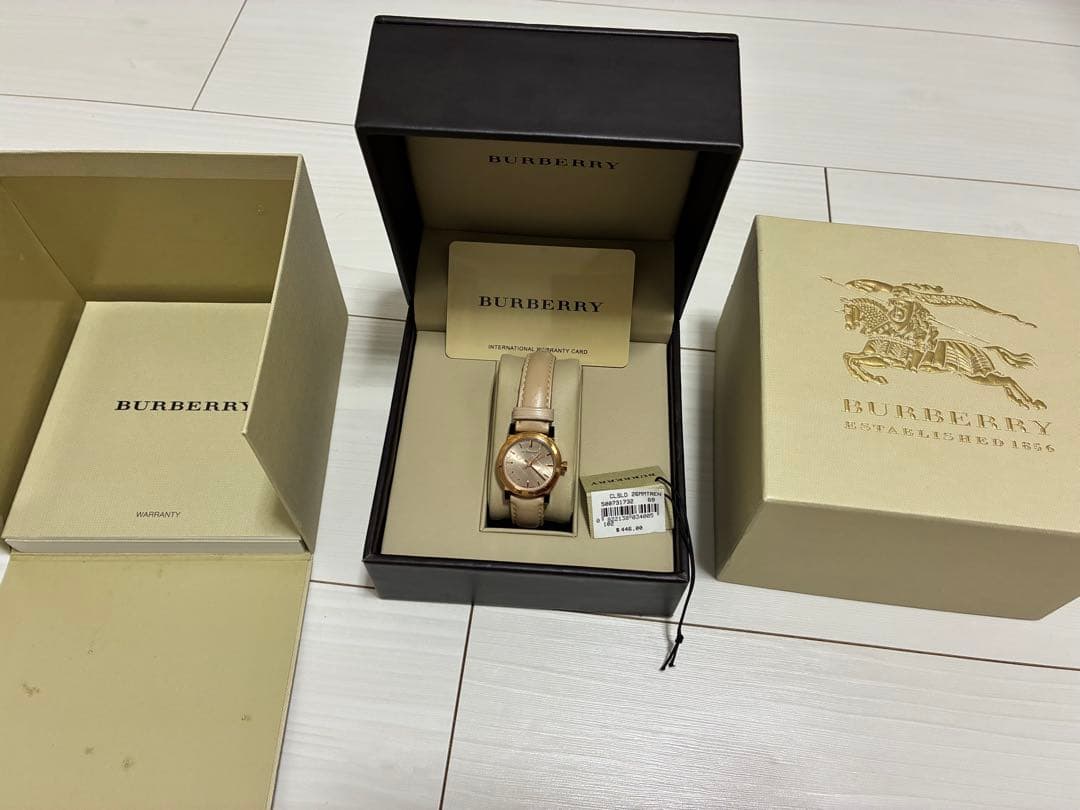 バーバリーピンクゴールドベージュレザーストラップ ウォッチ