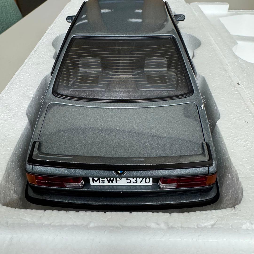 【新品】オートアート BMW M635 CSi Shadow-Line 1/18