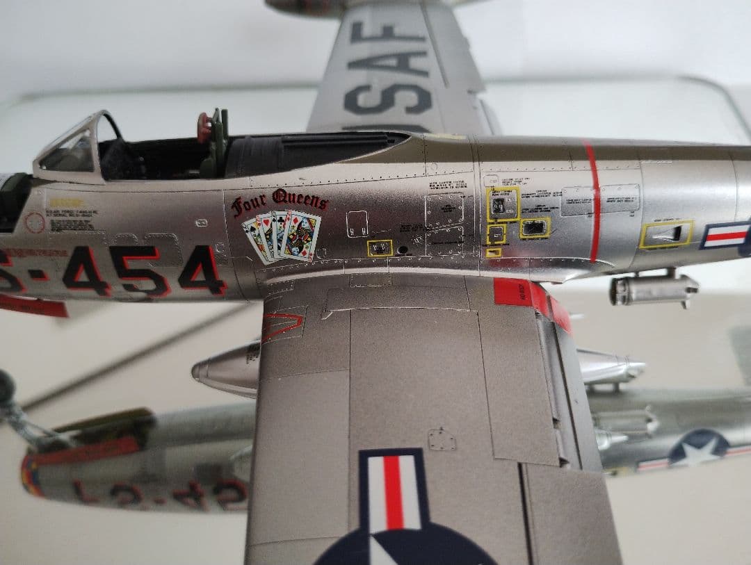 プラモデル完成機 1/48 リパブリックF-84Gサンダージェット 模型