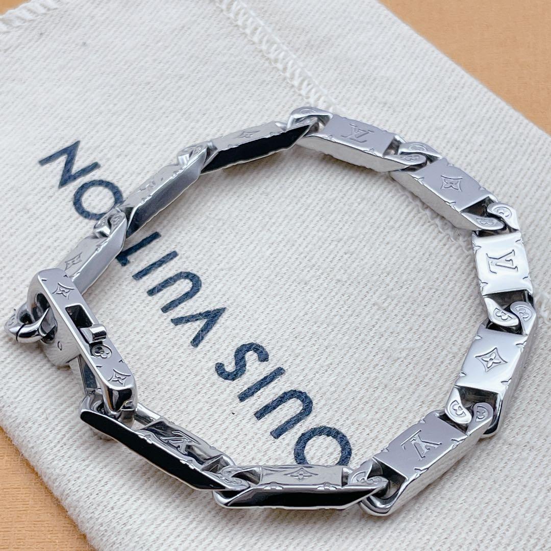 LOUIS VUITTON ブレスレット　プレート　タイドアップ　モノグラム