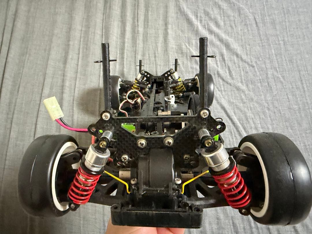 ラジコンTA04Rシャーシ