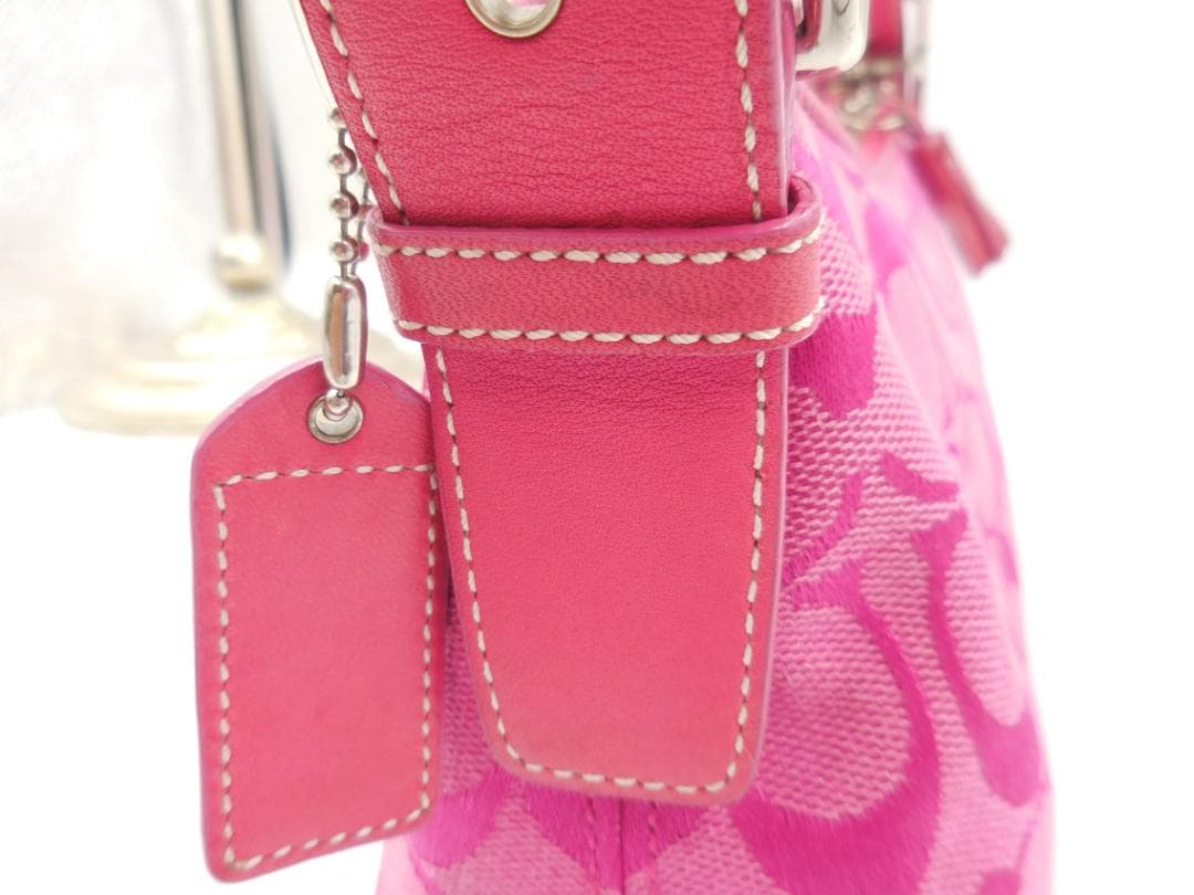 ✨COACH　コーチ　ポーチ シグネチャー ピンク キャンバス／レザー