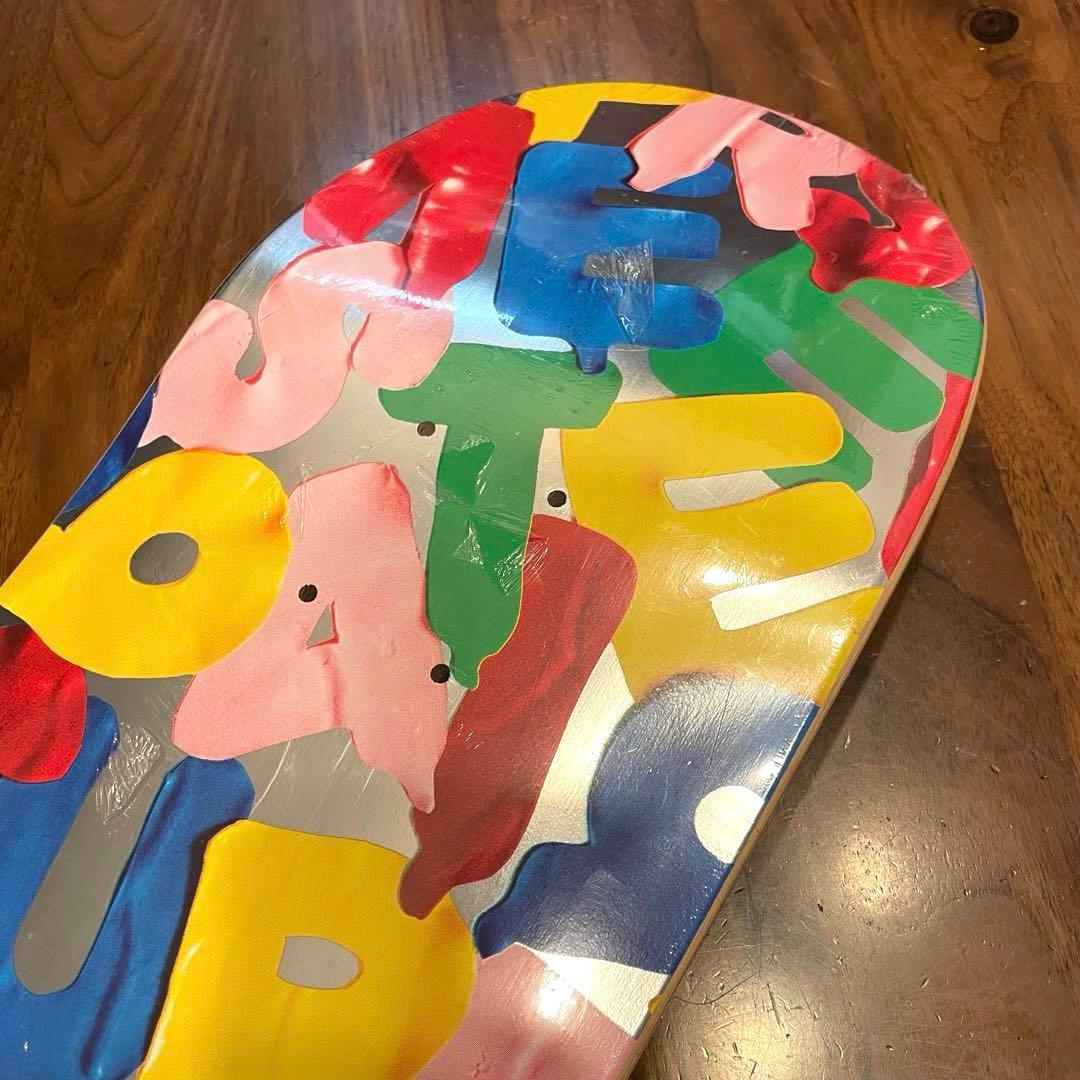 supreme シュプリーム　スケボー　スケボーデッキ　8.125 新品未使用