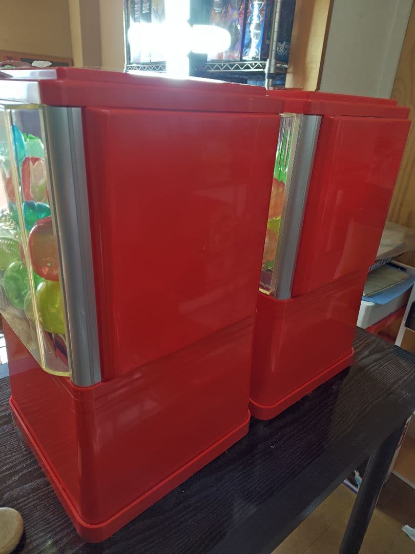 赤い ガチャガチャ本体 2台セット 他でも販売中