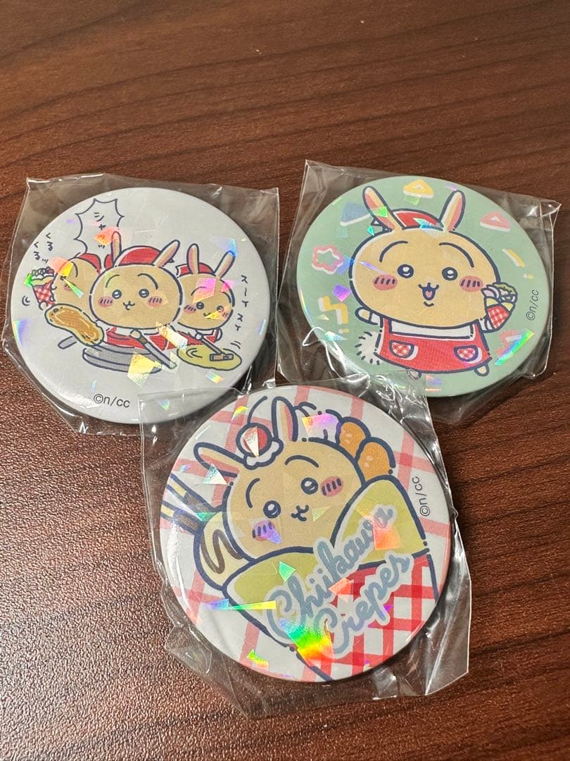 ちいかわ×マリオンクレープ コラボ 缶バッジ うさぎ 3種セット】