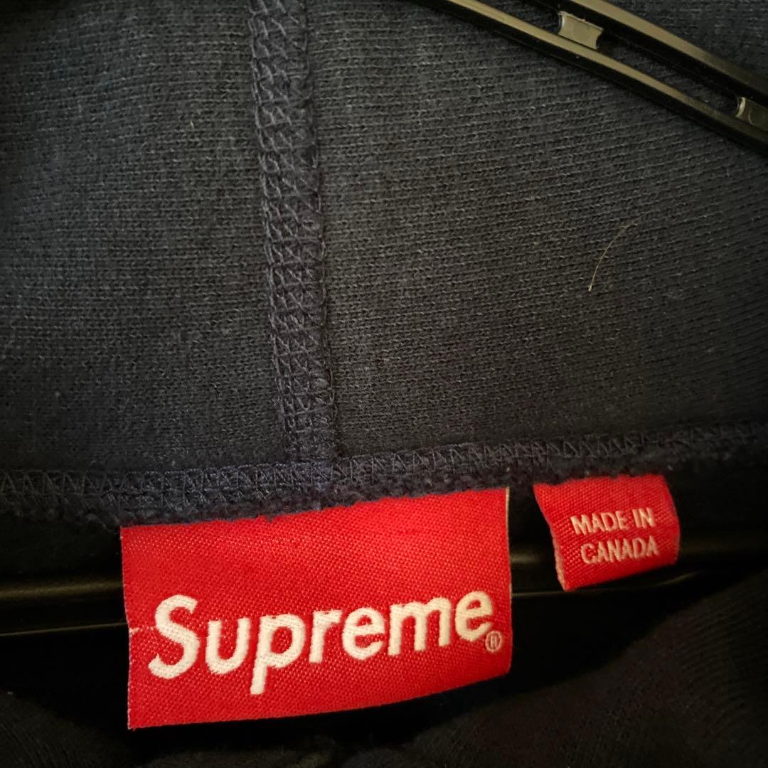 年始セール　Supreme シュプリーム　パーカー　フーディー　17SS