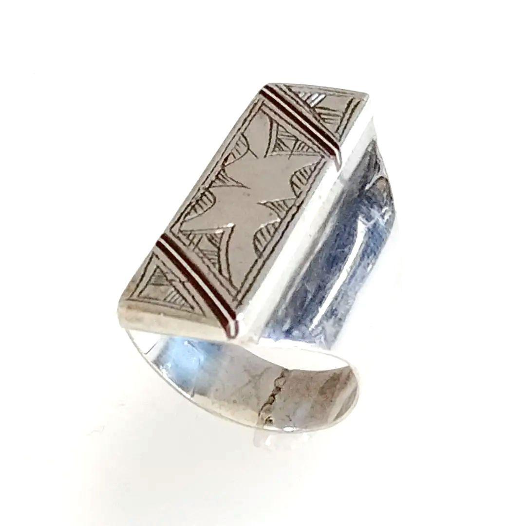 オリジナルシルバーリングサハラ砂漠トゥアレグ族