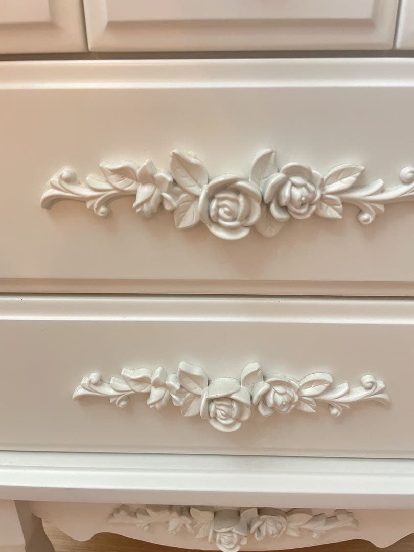 白家具☆サイドテーブル☆サイドチェスト☆ナイトテーブル☆薔薇飾り
