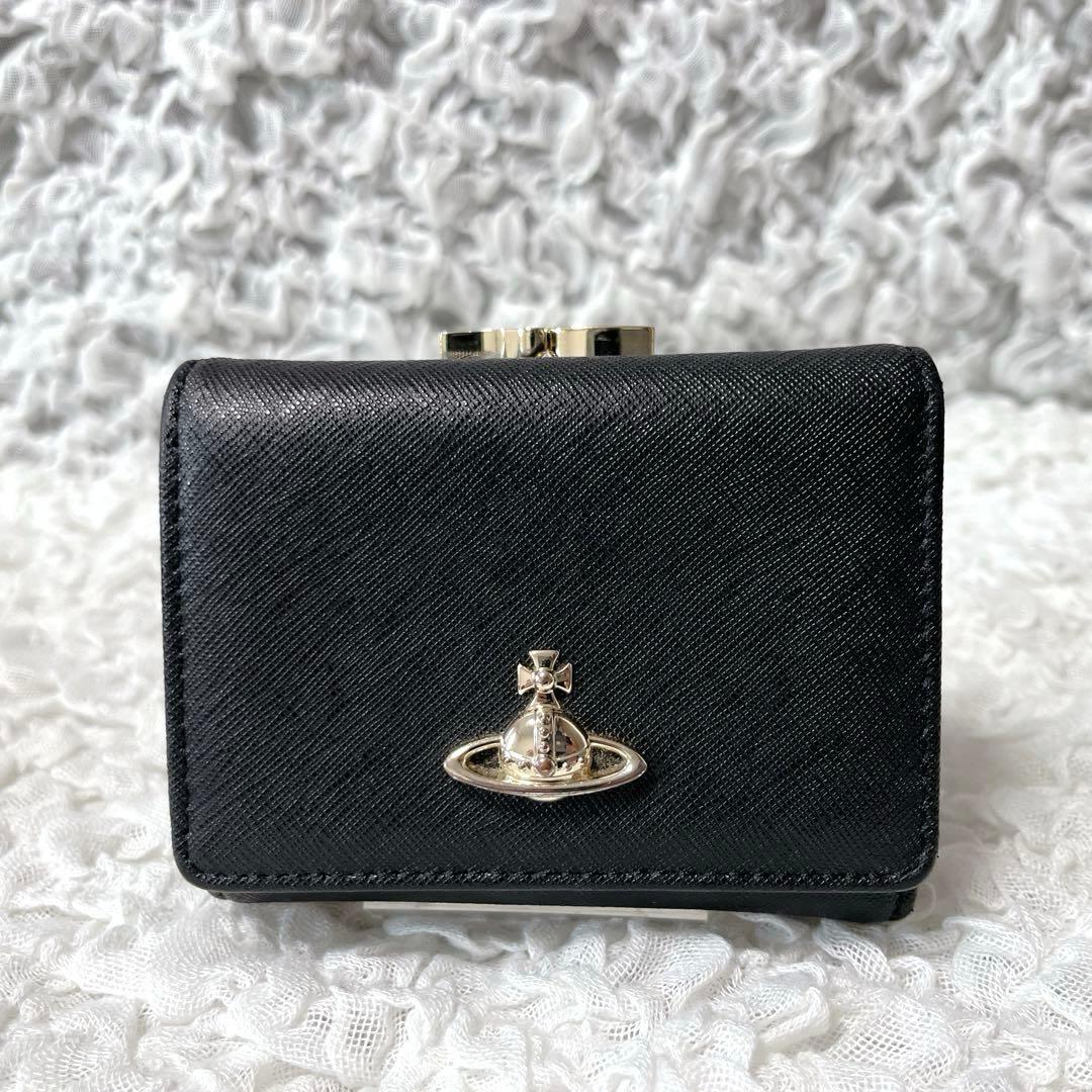 三つ折り　vivienne オーブ三つ折り財布 レザー　サフィアーノ　がま口