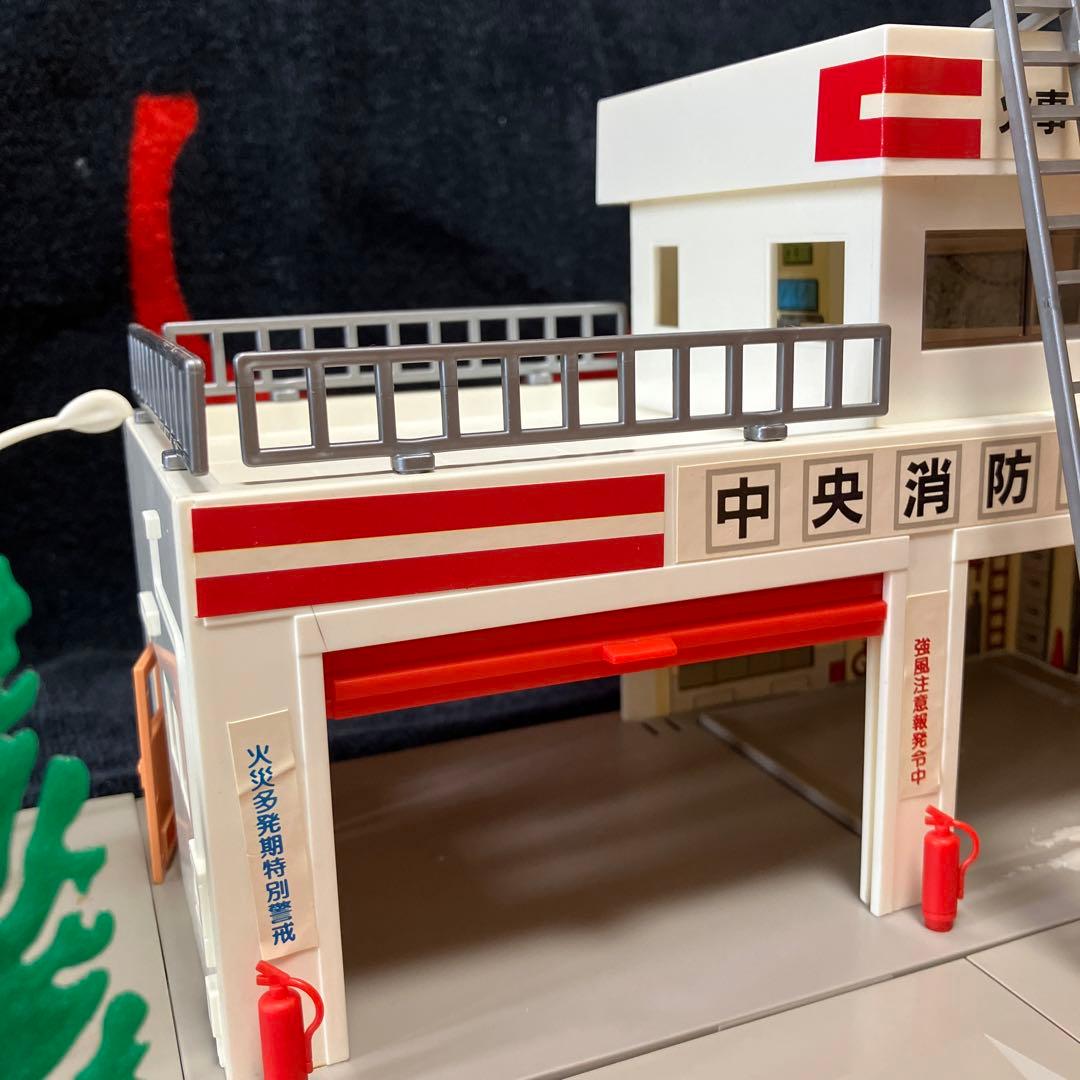トミカタウン　消防署