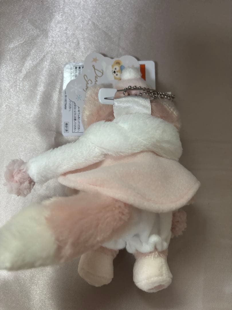 ダンシングスノーフレークス リーナベル ぬいぐるみバッジ