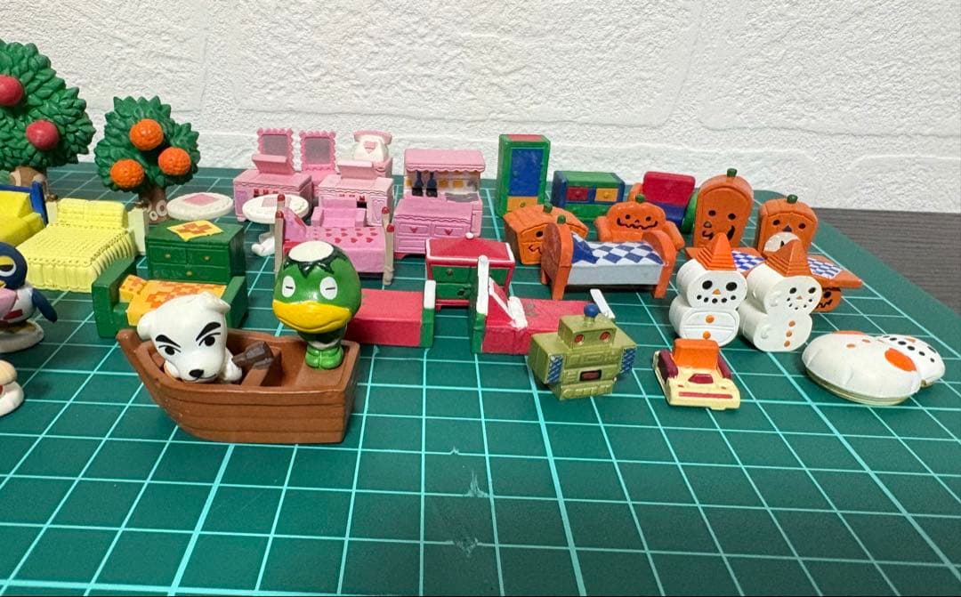 希少】どうぶつの森 森をつくろう！ フィギュア家具セット 大量セット