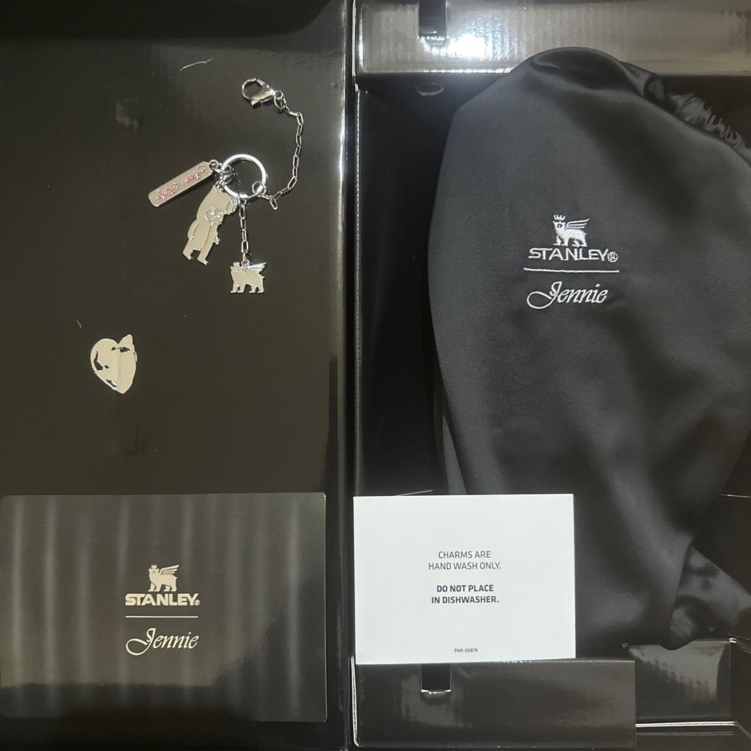 韓国限定　Stanley1913 x JENNIE スタンレー　ジェニコラボ