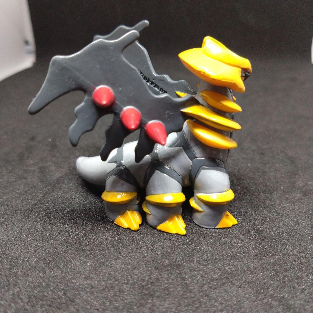 ギラティナ　ポケモン　モンコレ　2007　初期　フィギュア　匿名配送