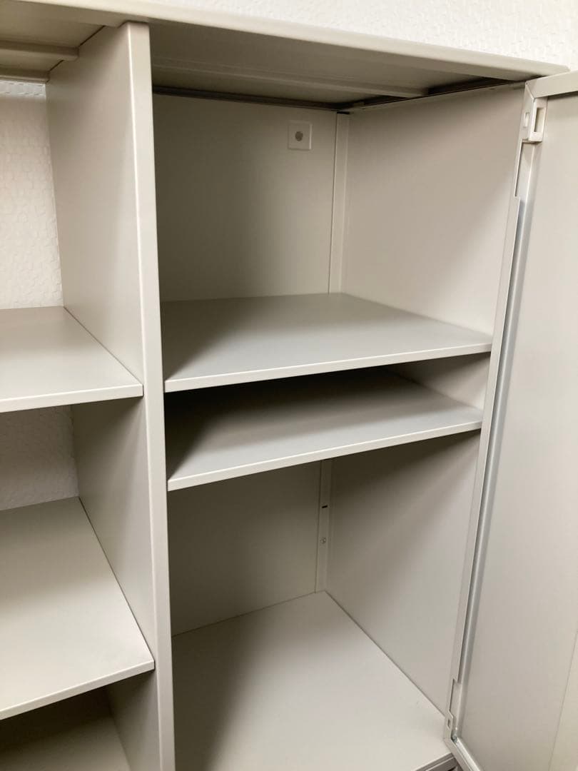 IKEA TULLSTORP -トゥルストルプ- キャビネット ベージュ