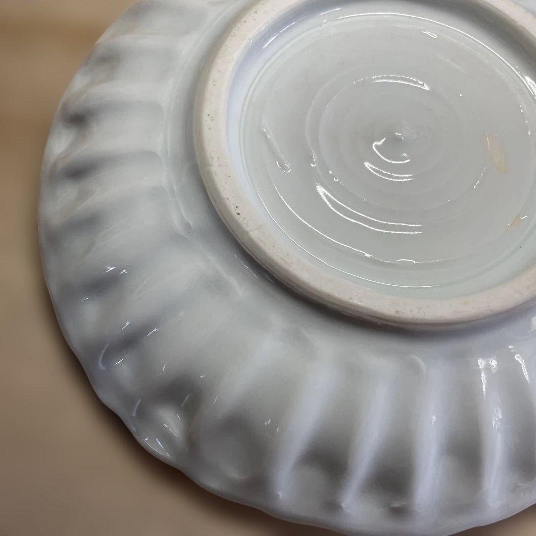 上田恒次 白磁菊皿 共箱 - メルカリ