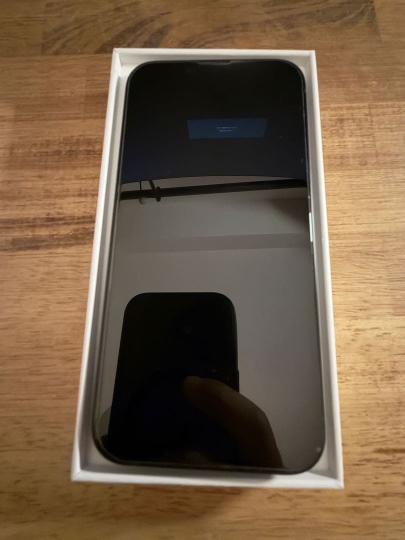 超美品）iPhone 16e 128GBブラック箱付バッテリー100%