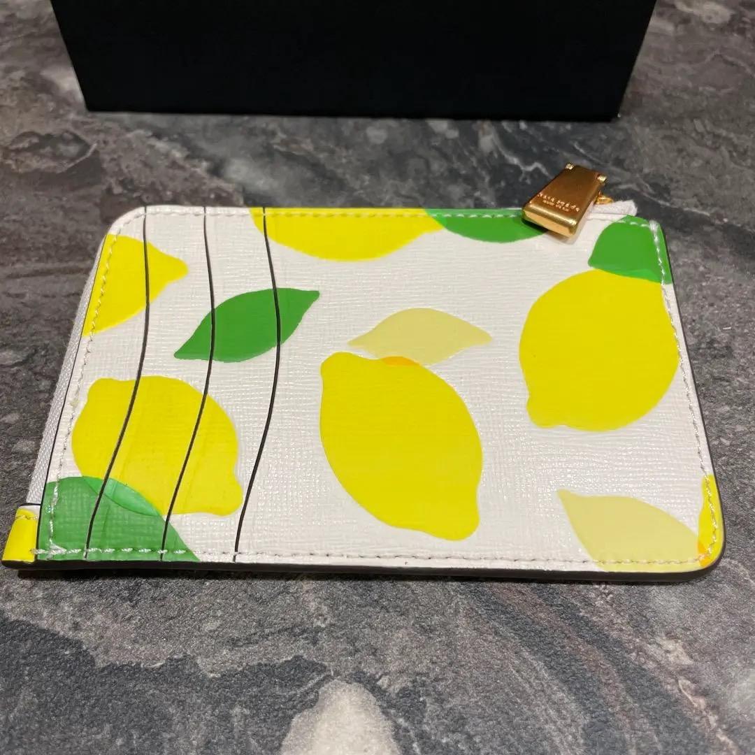 ケイトスペード　カードケース　キーチェーン　ケース　定期入れ　新品未使用