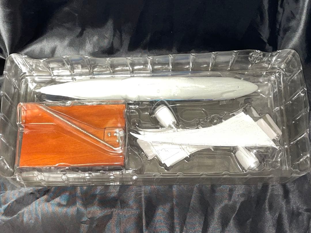 非売品/美品]1/200ANA B787-8 We fly 1st 木製台座 - メルカリ