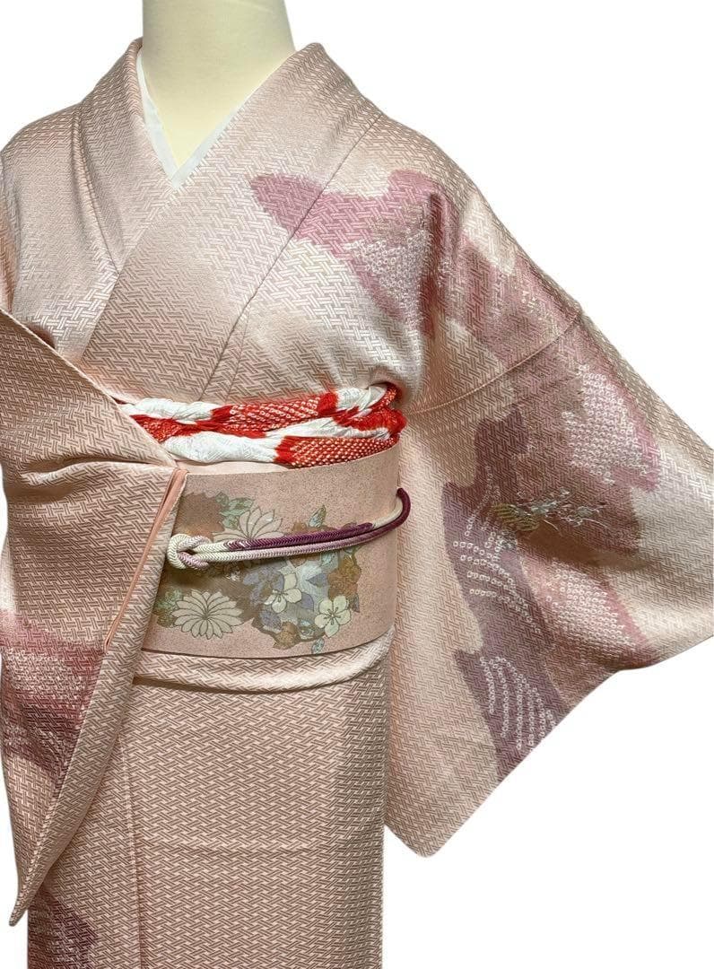 A32【美品 】訪問着 正絹着物 薄ピンク 刺繍 金駒刺繍 パティー 宴会