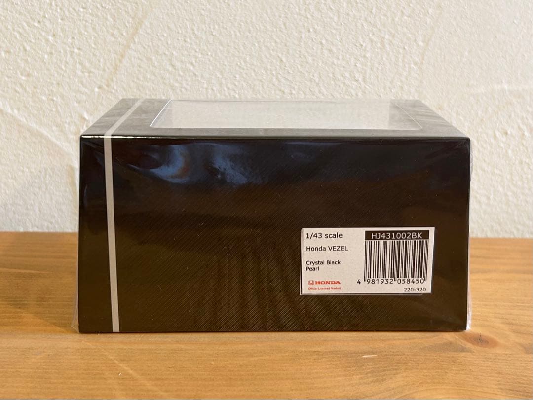 ホンダ ヴェゼル 1/43 クリスタルブラック ミニカー HJ431002BK