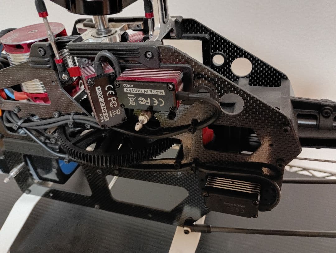 ALIGN T-REX 550X COMBO ラジコンヘリコプター