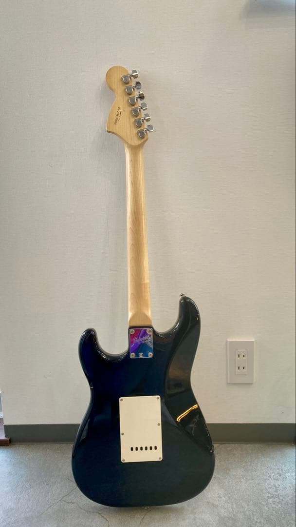 美品 SQUIER Affinity Stratocaster ラージヘッド