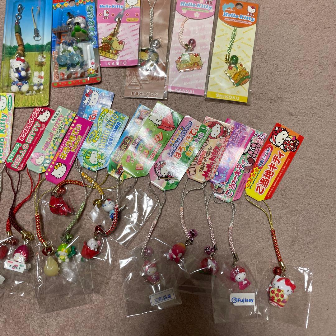 ご当地キティ　根付けストラップ等　20点セット
