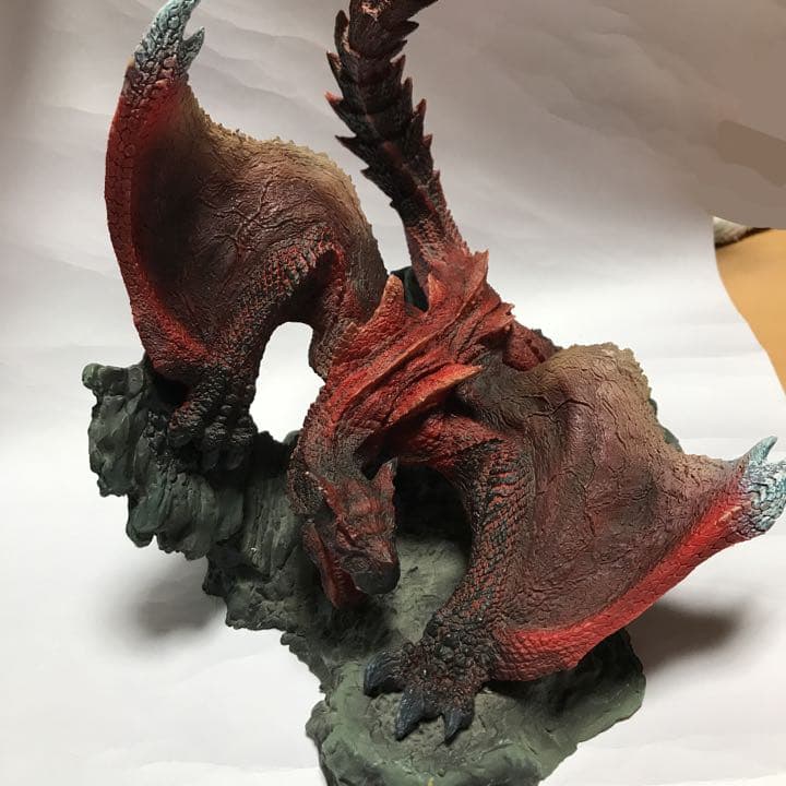 ティガレックス希少種 フィギュア クリエイターズモデル