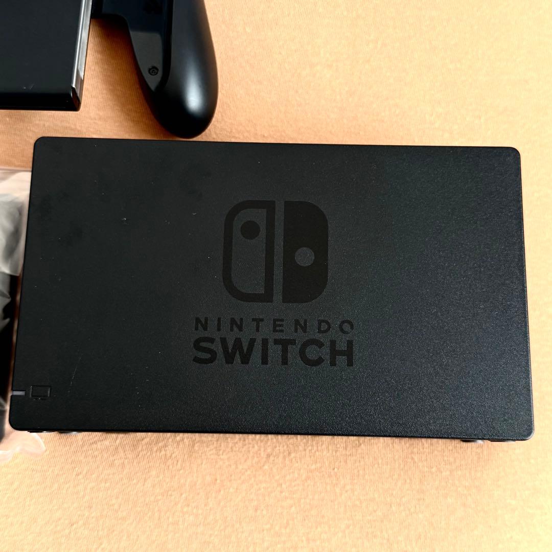 Switch Nintendo グレー　本体