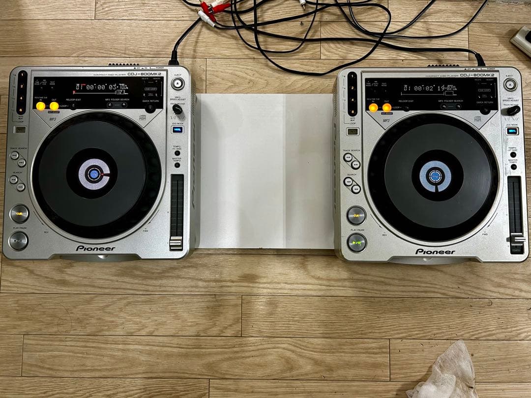 Pioneer CDJ-800MK2 と BEHRINGER mixer セット