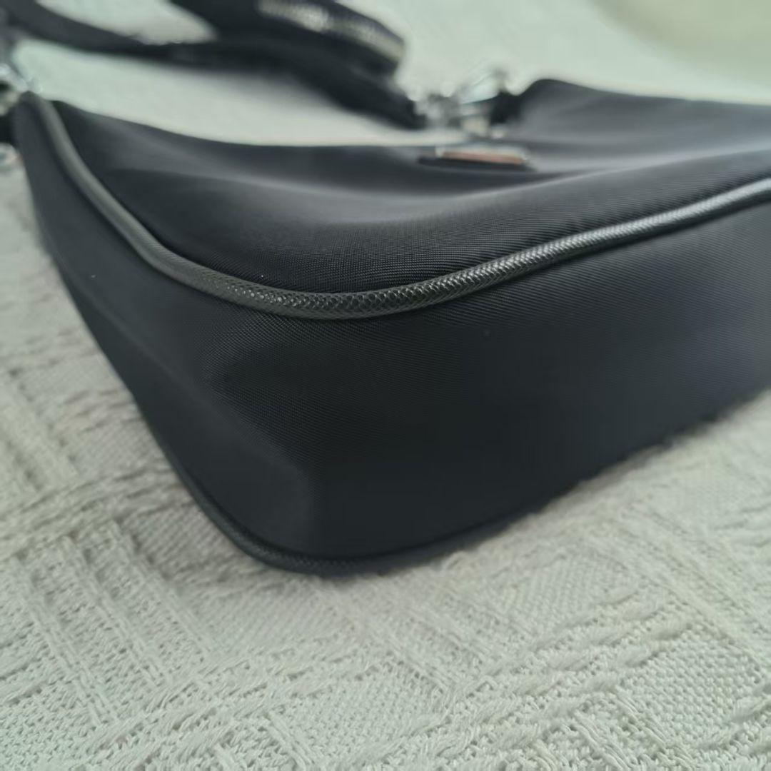 非売品 ノベルティポーチ付き ショルダーバッグ Y1