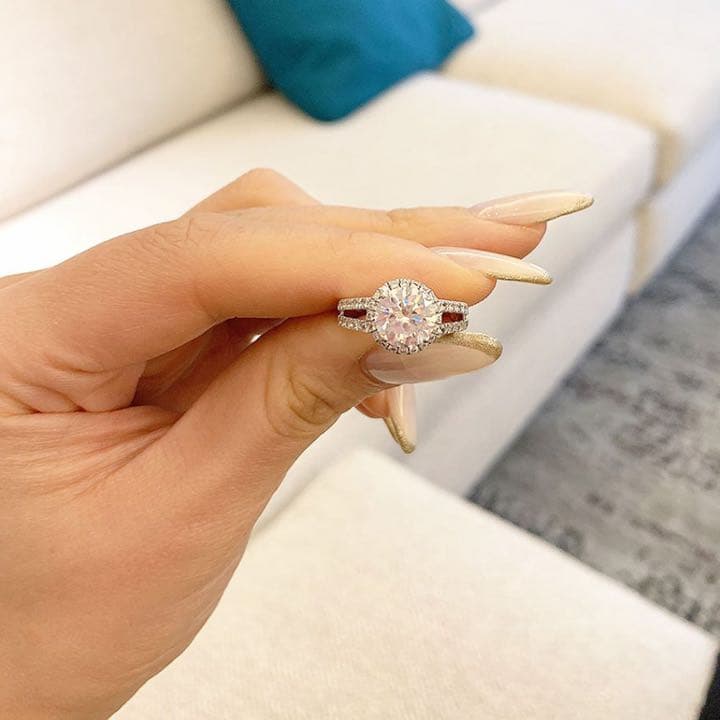 雨畑硯 横12.1cm 縦18.1cm 高さ3.4cm 重さ1531g